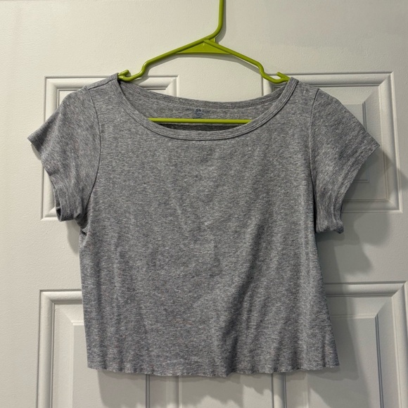 Brandy Melville gray crop top with wide neck and raw edge - Picture 1 of 3